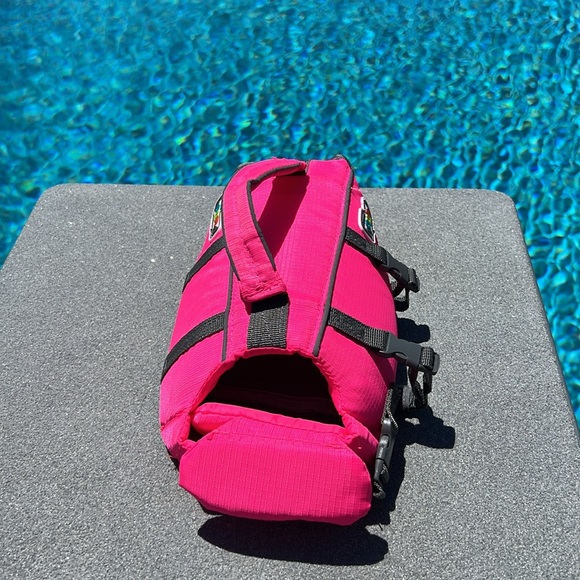 OUTWARD HOUND xs Dog Lifejacket - Picture 3 of 9